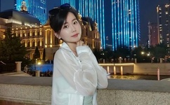 西西人体美女露b图片